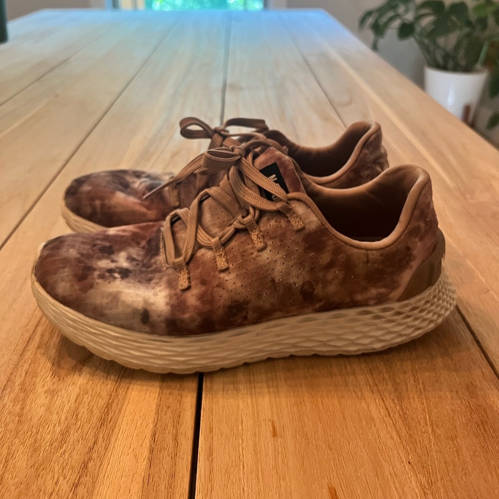 No Bull WOMEN'S TIE-DYE RIPSTOP RUNNER